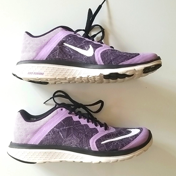 light purple running shoes